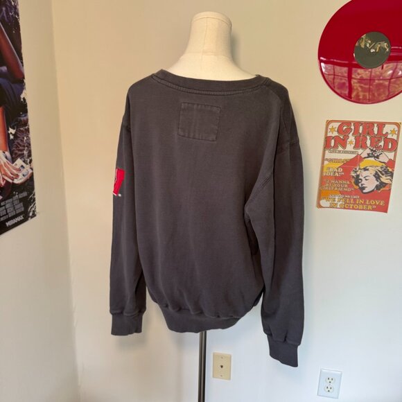 Campus Heritage University of Wisconsin Grey and Red Collared Sweatshirt - Picture 3 of 10